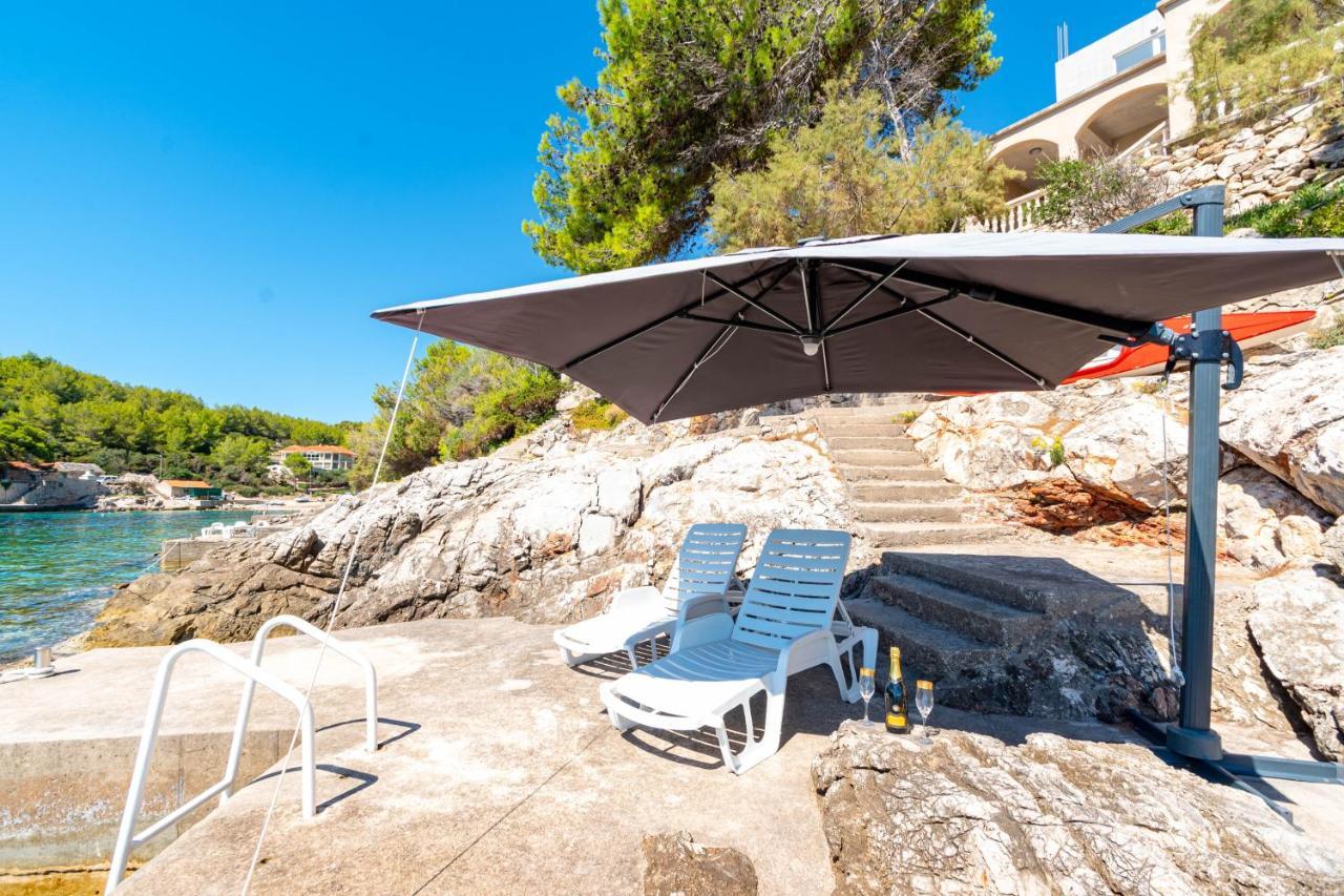 Apartments By The Sea Cove Zaglav, Korcula - 12208 ปริซบา ภายนอก รูปภาพ
