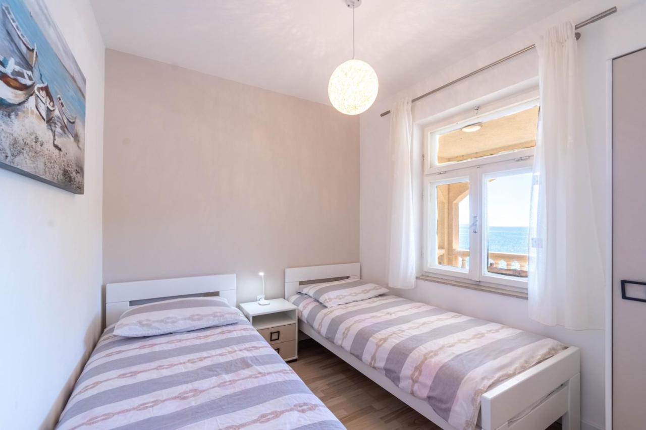 Apartments By The Sea Cove Zaglav, Korcula - 12208 ปริซบา ภายนอก รูปภาพ
